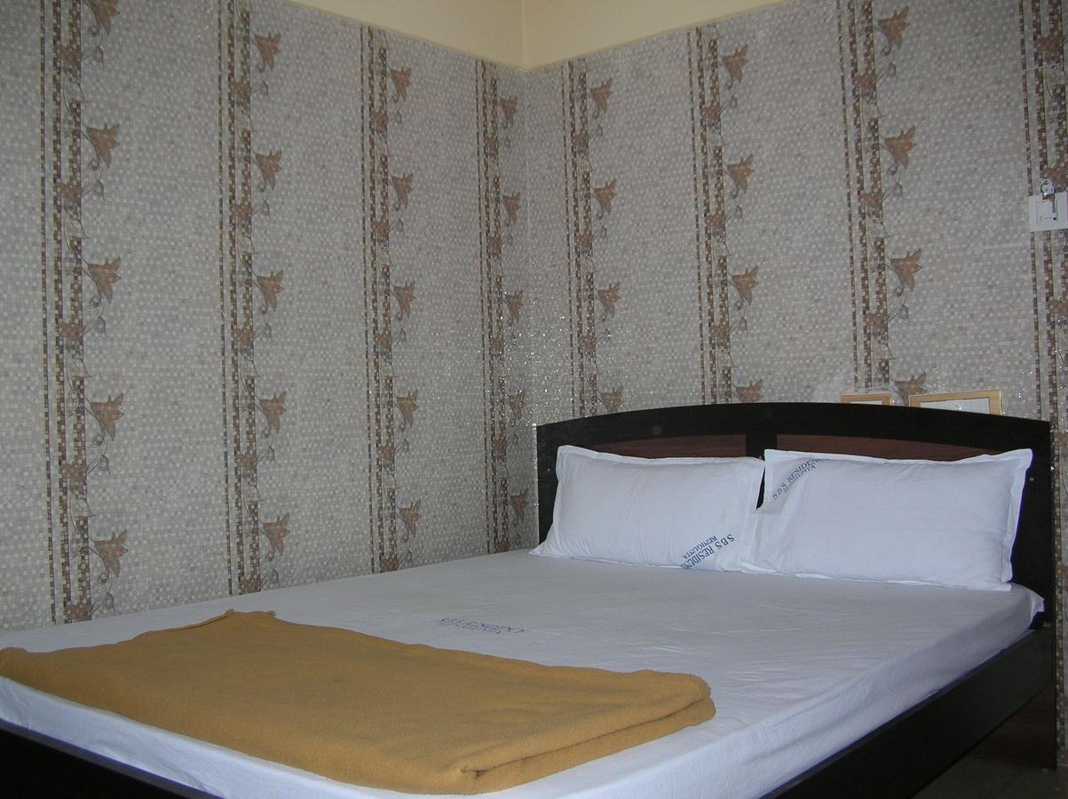 Sbs Residency Tirupati Hotel Renigunta Kamer foto